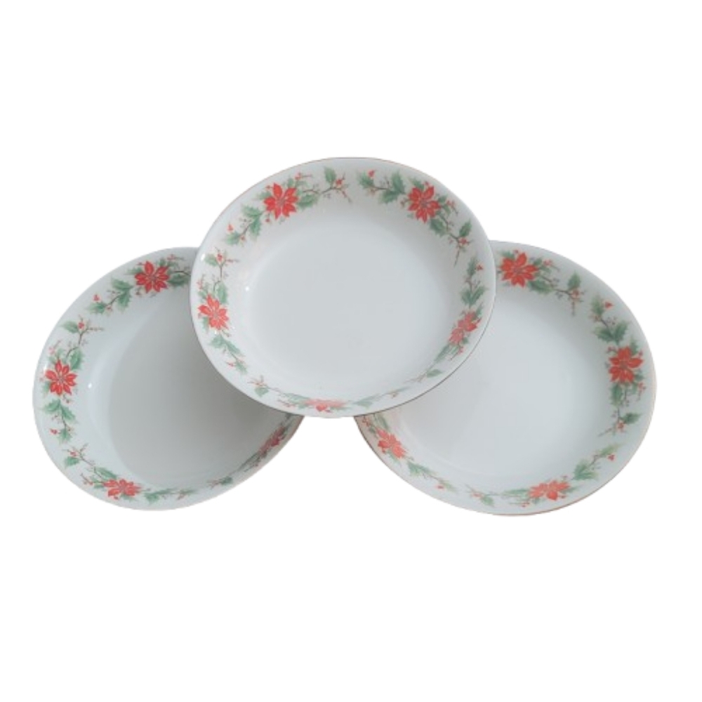 Vintage Poinsettia Holly Soup Bowls Set of 3 Christmas Holiday Dinnerware”